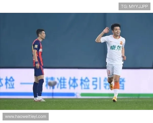 武汉网球队的节奏打法深度解析与战术应用探讨 武汉网球队的节奏打法深度解析与战术应用探讨