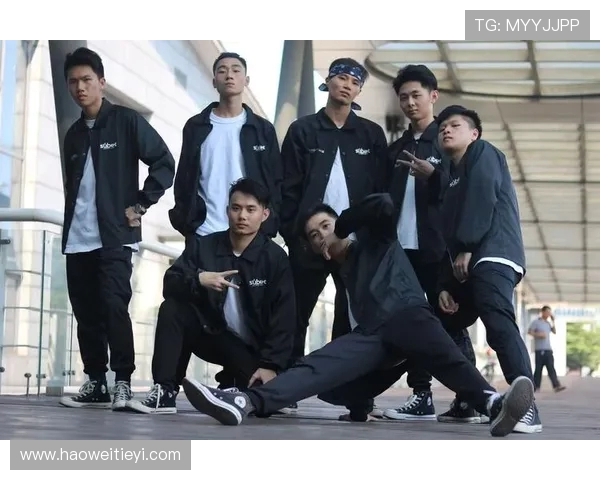 深圳街舞队荣登全国街舞意识排行榜第二名引发热议 深圳街舞队荣登全国街舞意识排行榜第二名引发热议