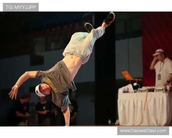 西安街舞队在世界攀岩锦标赛中以87分领先其他队伍表现出色