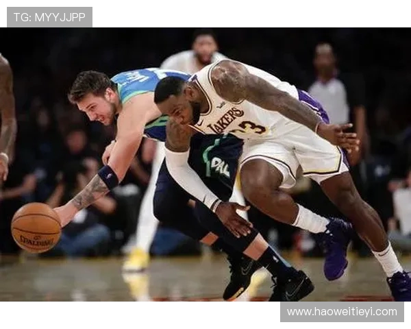 湖人对阵热火精彩赛事直播全程回顾与分析尽在此处