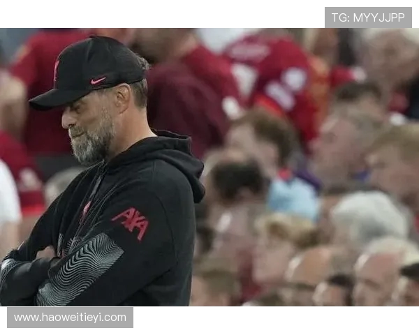 火箭队与爵士队激战正酣12月18日精彩对决引发球迷热议